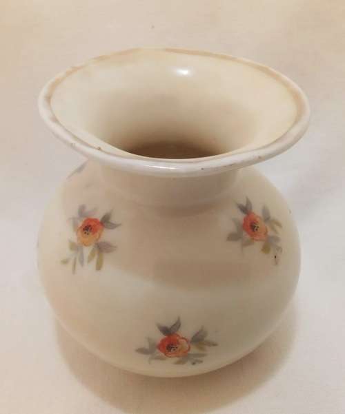 Gorgeous little Bavaria porcelain mini vase