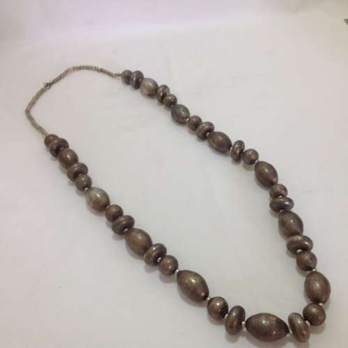 Stunning vintage metal beaded necklace - statement piece