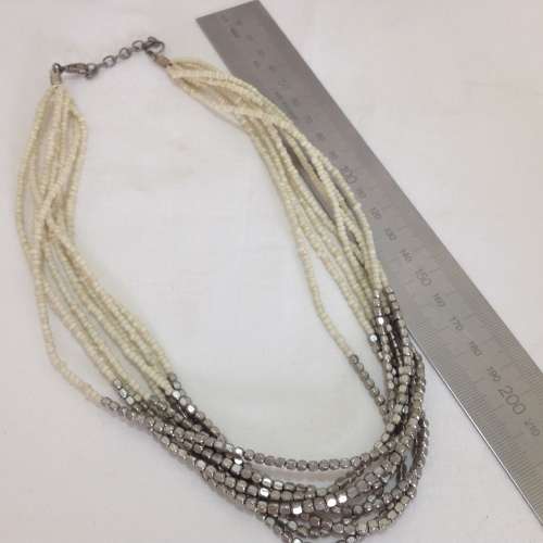 Vintage Pretty multistring necklace