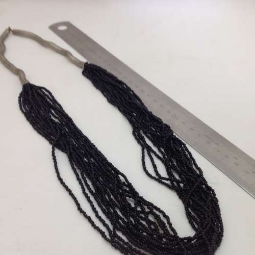 Stunning vintage black glass bead and metal necklace - 72cm