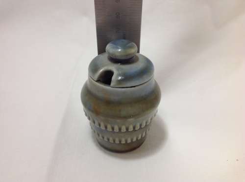 Wade Irish pottery mustard pot