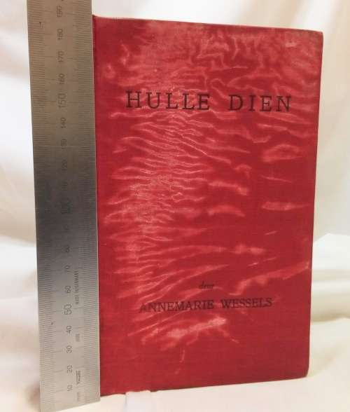 Hulle dien deur Annemarie Wessels 1949
