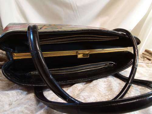 Once off handpainted vintage handbag - When exclusivity is what you are about..