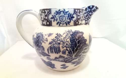 Vintage Ming Pattern Jug - Made in England
