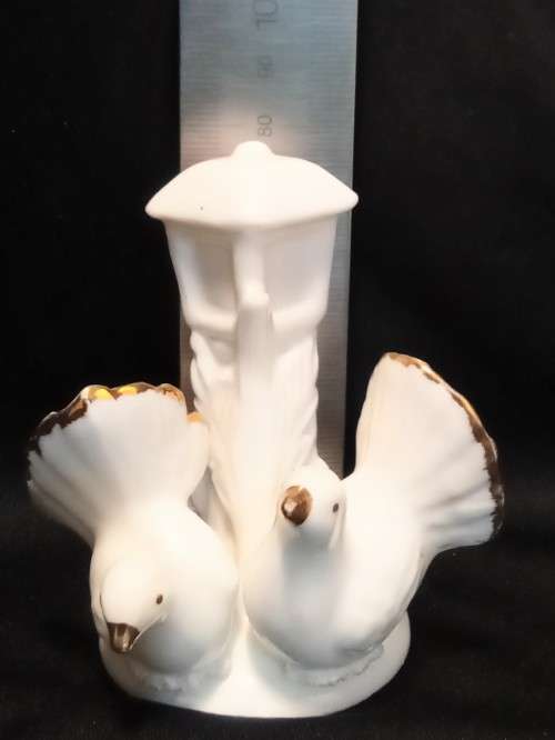 Cute little vintage porcelain figurine with two doves