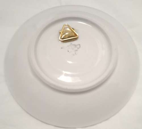 Four Vintage small plates in excellent condition