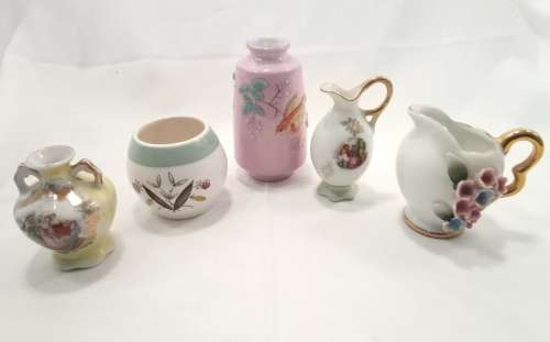 Cutest porcelain mini vase lot