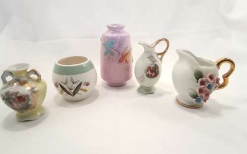 Cutest porcelain mini vase lot