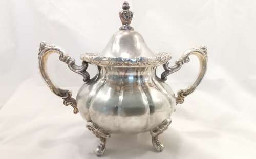 Magnificent & heavy silver plated teapot, milk and sugar