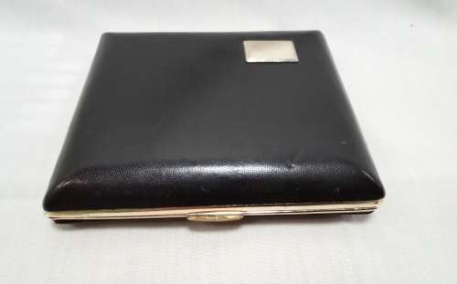 Beautiful Vintage Savoy cigarette case in good condition