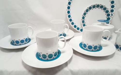 Magnificent Medallion Emerald coffee set by Richard Scherrar for Rosenthal