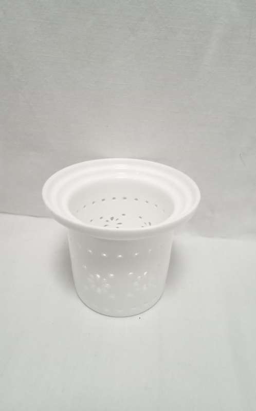 Beautiful fine porcelain tea infuser