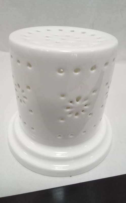 Beautiful fine porcelain tea infuser