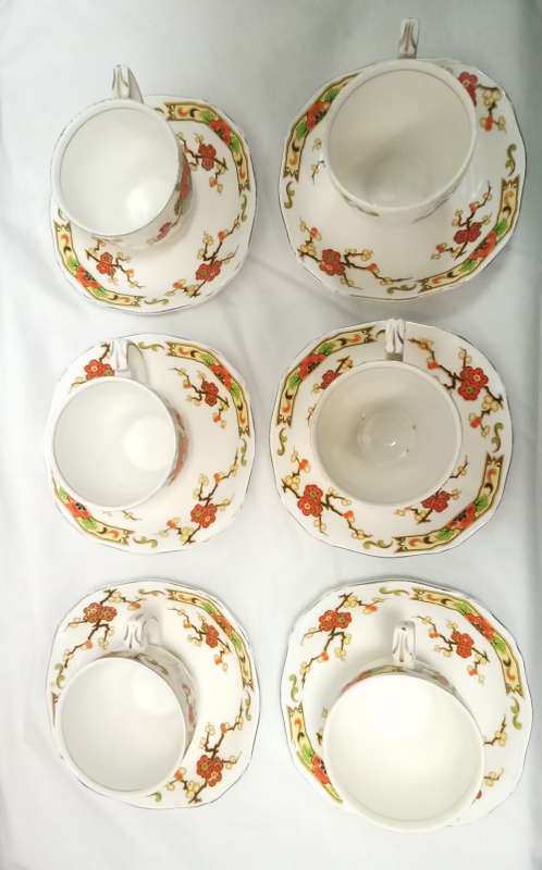 Six Alfred Meakin `Avalon` demitasse cups and saucers