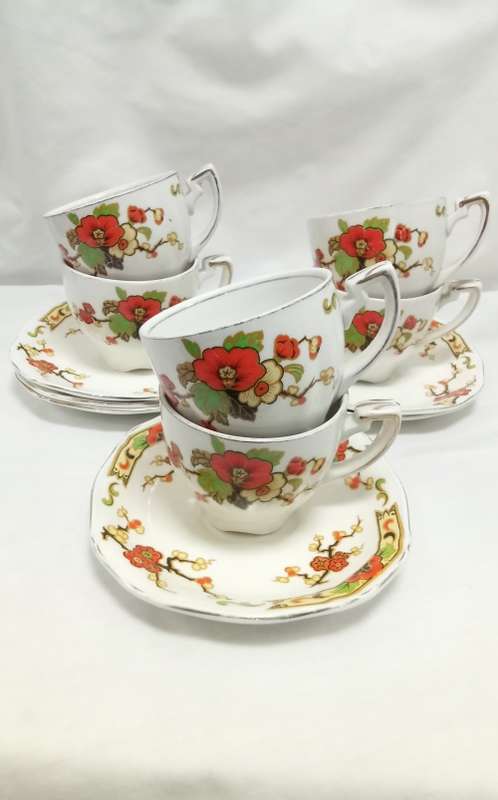 Six Alfred Meakin `Avalon` demitasse cups and saucers
