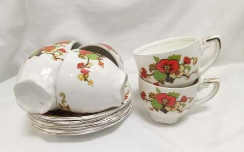 Six Alfred Meakin `Avalon` demitasse cups and saucers