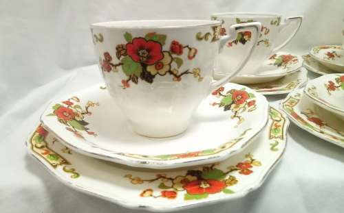 Four stunning Alfred Meakin `Avalon` trio`s in excellent condition
