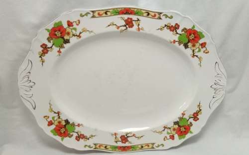 Three Alfred Meakin `Avalon` platters in excellent condition