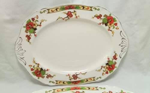Three Alfred Meakin `Avalon` platters in excellent condition