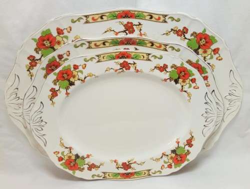 Three Alfred Meakin `Avalon` platters in excellent condition