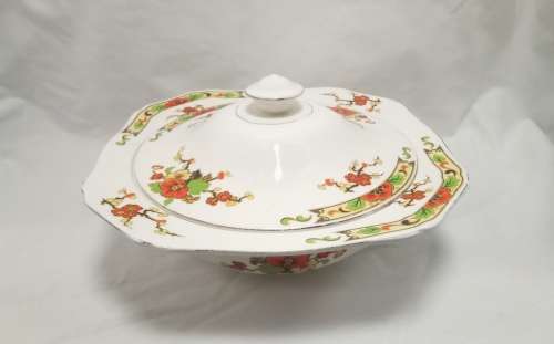 Alfred Meakin `Avalon` Casserole dish with lid Nr1