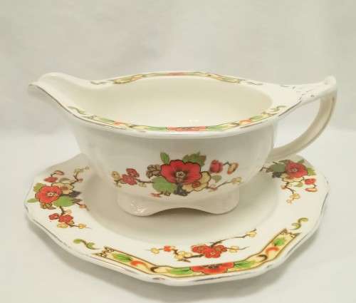 Stunning antique Alfred Meakin `Avalon` gravy boat with underplate - excellent condition