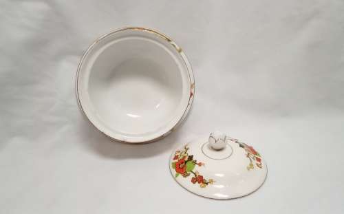 Alfred Meakin `Avalon` footed bowl with lid (Sugar cube bowl?)