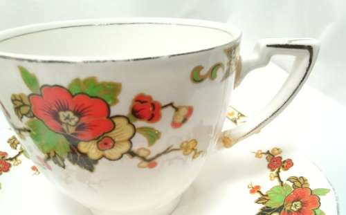 Lot of four damaged  Alfred Meakin `Avalon` duo`s - Perfect for crafts!
