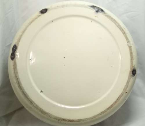 Beautiful Vintage Enamel bathroom set - unusual geometric design