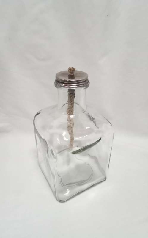 Lovely square glass oil burner