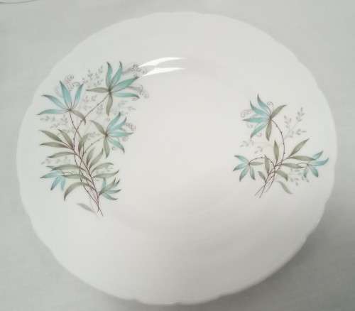 6 Vintage Pretty Tuscan `Blue Lily` side plates - Made in England