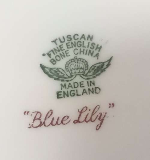 6 Vintage Pretty Tuscan `Blue Lily` side plates - Made in England