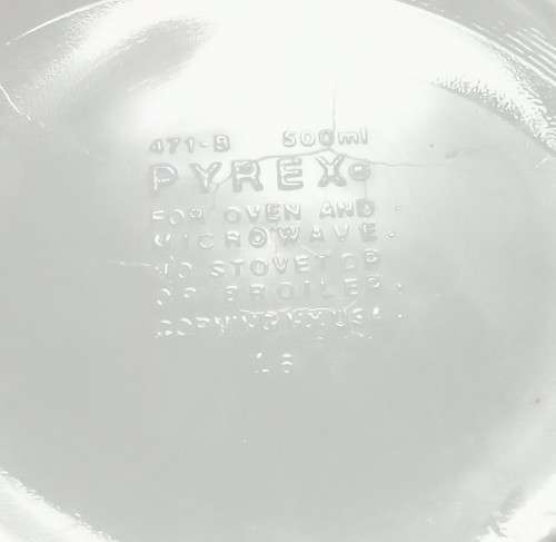 Vintage Pyrex - Autumn Wheat Casserole Dish - 471-B  500 ML