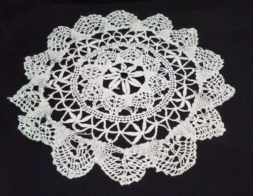 Exquisite Vintage crocheted round doily