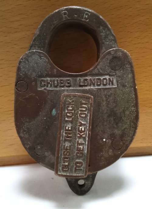 Beautiful vintage Chubb padlock - no key - 1936!