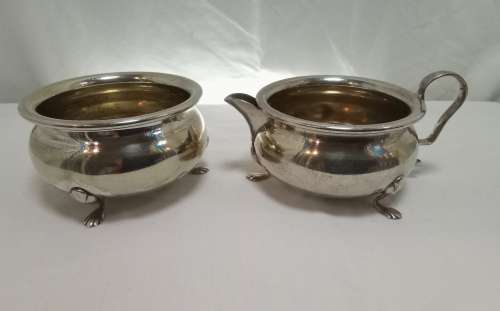 Vintage very cute silver plated Milk & Sugar