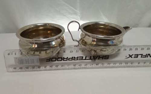 Vintage very cute silver plated Milk & Sugar