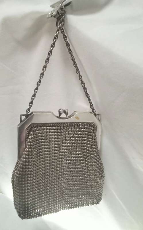 Vintage Whiting and Davis Mesh purse