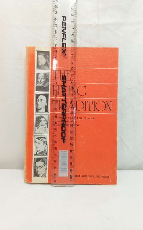 The Living Tradition: an anthology of English Verse 1340-1940 Tyfield, Nicol, Rumboli 1979