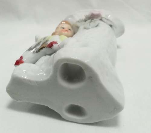 Cutest vintage porcelain Vase/ornament