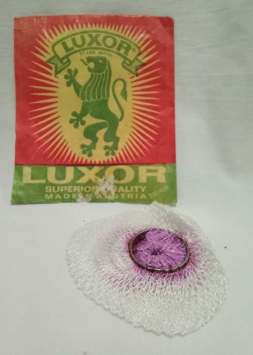 1 Vintage Luxor 300/400 mantle with metal ring