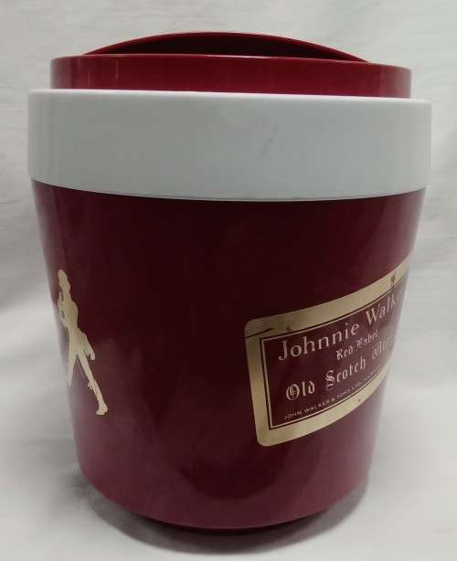 Very attractive vintage Johnnie Walker Ice bucket