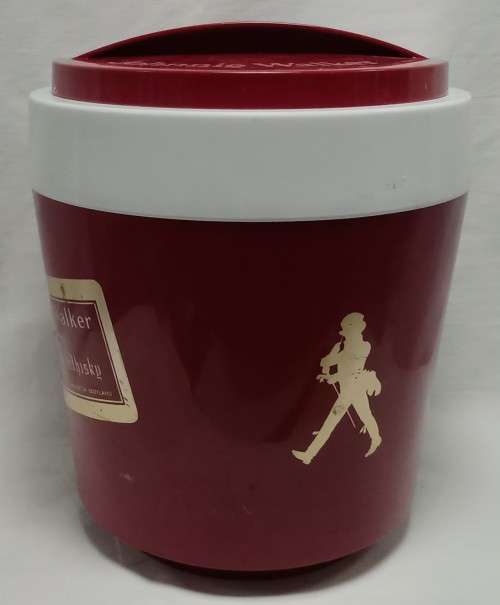 Very attractive vintage Johnnie Walker Ice bucket