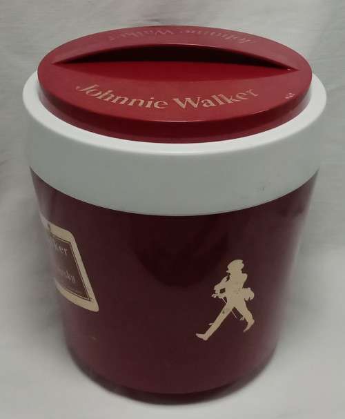 Very attractive vintage Johnnie Walker Ice bucket