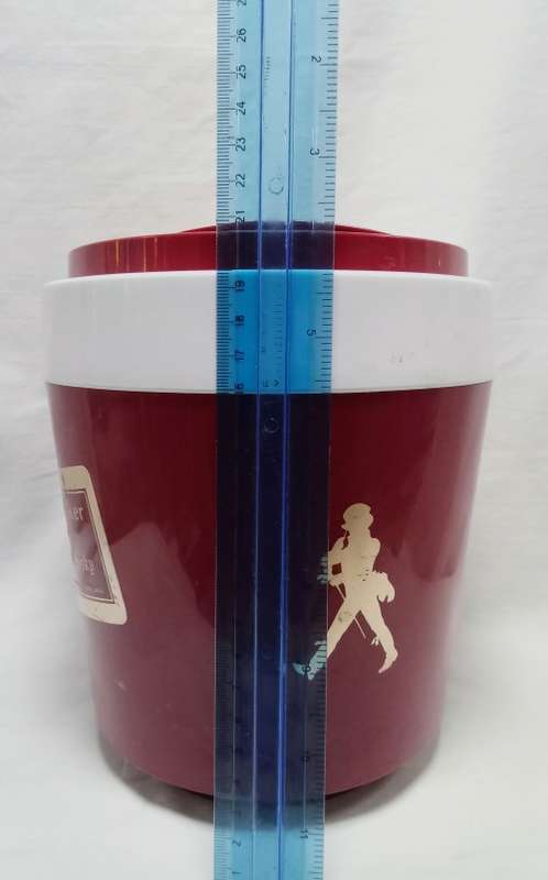 Very attractive vintage Johnnie Walker Ice bucket