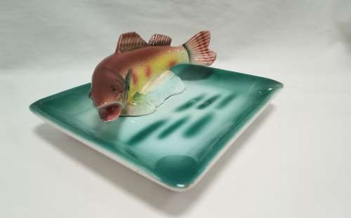 Lovely vintage ashtray with fish