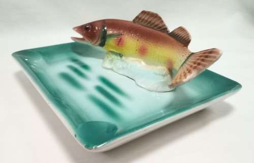 Lovely vintage ashtray with fish