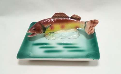 Lovely vintage ashtray with fish