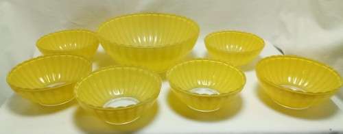 What a find! Full Vintage glass dessert set in excellent condition!