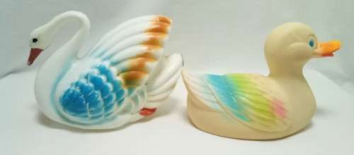 Cutest Two Vintage bath toys